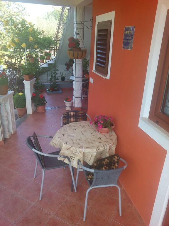 Apartment Gogo Umag Extérieur photo